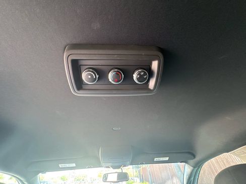 Used 2016 Dodge Grand Caravan SE FWD image 27