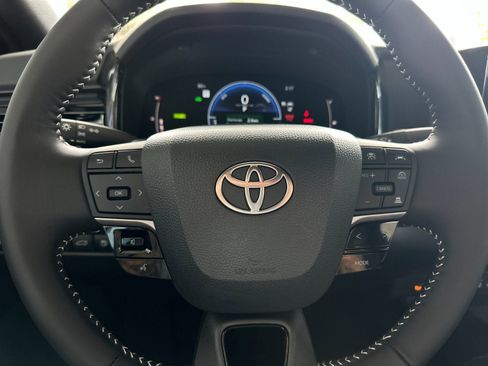 New 2026 Toyota Camry SE image 20
