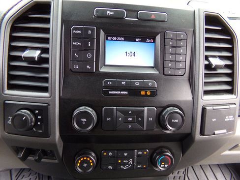 Used 2021 Ford F250 XL w/ Power Equipment Group AWD/4WD image 25