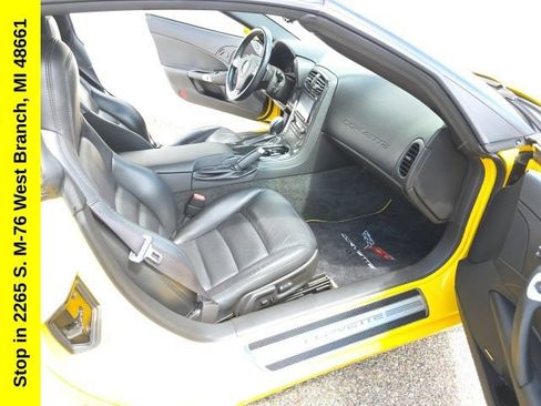 Used 2011 Chevrolet Corvette Coupe w/ Preferred Equipment Group RWD image 21