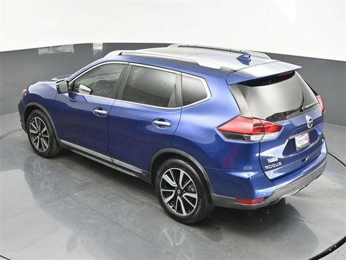 Used 2020 Nissan Rogue SL w/ Premium Package image 32