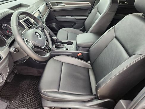 Used 2018 Volkswagen Atlas SE image 13