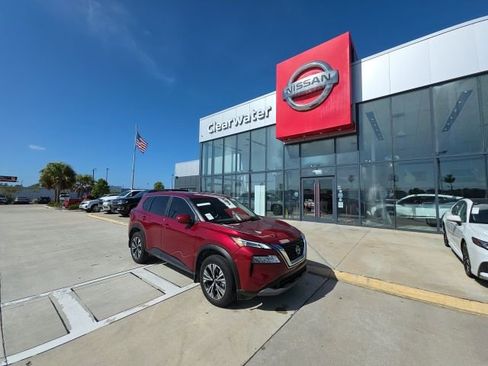 Used 2023 Nissan Rogue SV FWD image 1
