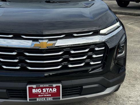 Used 2026 Chevrolet Equinox LT FWD image 5