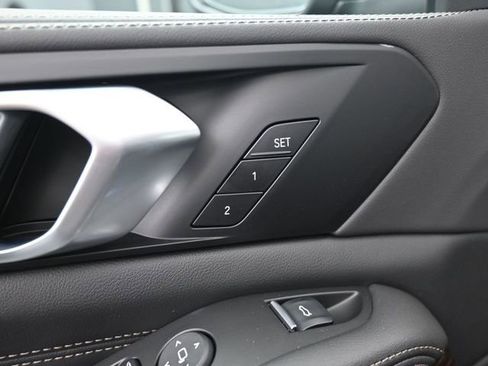 New 2026 BMW X5 sDrive40i w/ Premium Package image 21