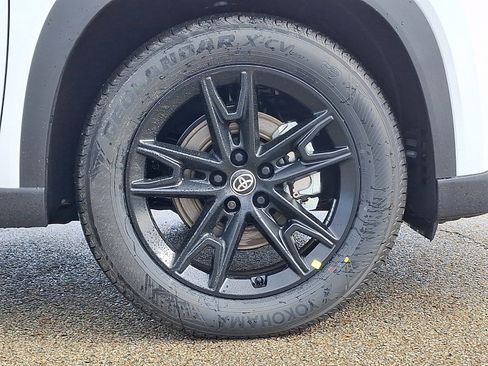 New 2026 Toyota Grand Highlander AWD Hybrid image 5