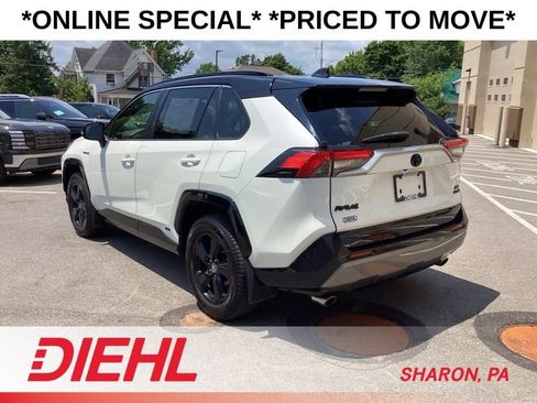 Used 2020 Toyota RAV4 XSE w/ Carpet Mat Package AWD/4WD image 5