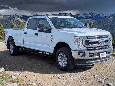Certified 2022 Ford F250 XLT w/ XLT Value Package AWD/4WD image 8