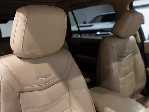 Used 2020 Cadillac XT6 Premium Luxury w/ Platinum Package image 10