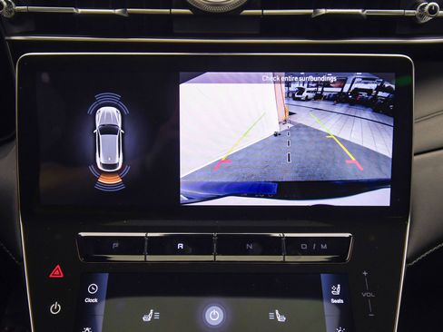 New 2025 Maserati Grecale GT image 36