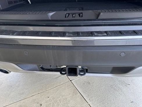 Used 2020 Ford Explorer Platinum w/ Premium Technology Package AWD/4WD image 38
