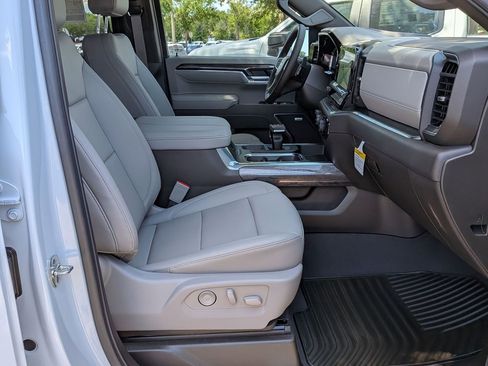 New 2026 Chevrolet Silverado 1500 LTZ w/ LTZ Premium Package RWD image 26
