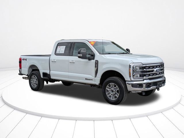 Used 2024 Ford F250 Lariat AWD/4WD image 2