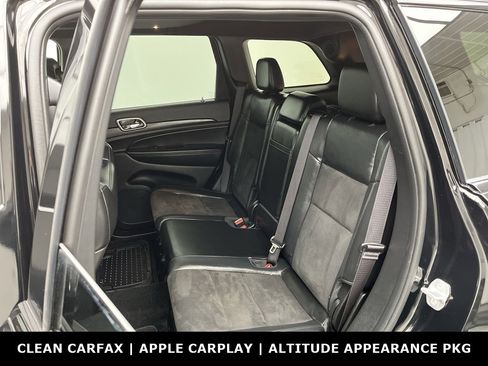 Used 2022 Jeep Grand Cherokee Laredo X AWD/4WD image 12