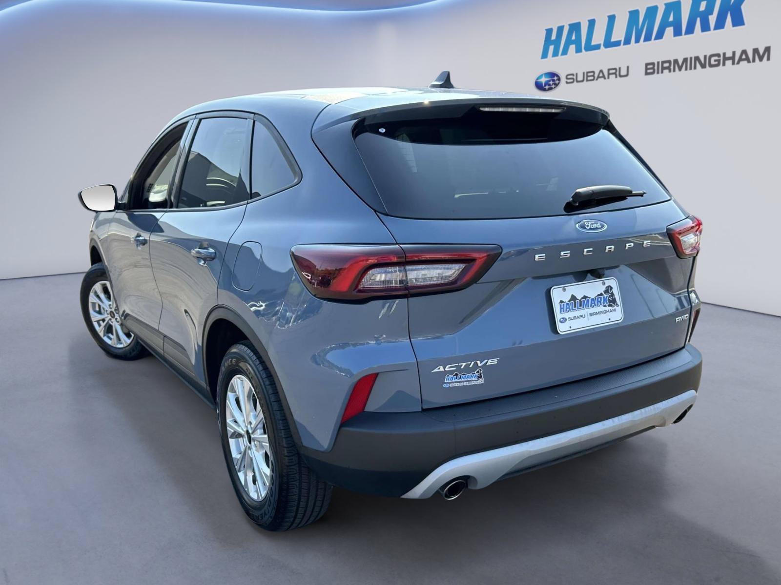 Used 2025 Ford Escape Active AWD/4WD image 4
