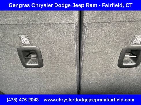 Used 2023 Jeep Wrangler Unlimited Sahara w/ Cold Weather Group AWD/4WD image 30