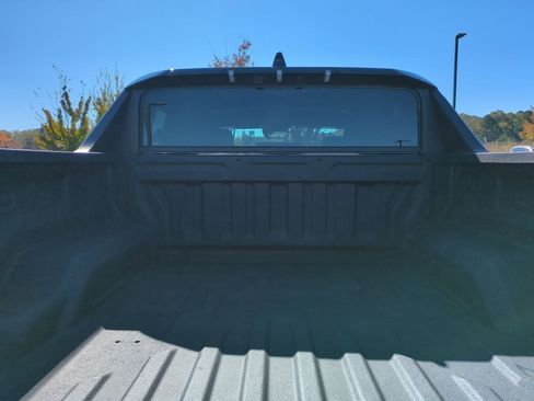 Used 2024 GMC Hummer EV 3X image 33