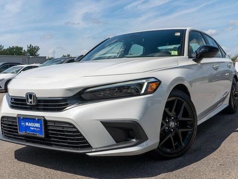 Used 2024 Honda Civic Sport image 1