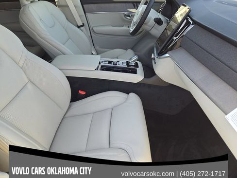 Used 2026 Volvo XC90 B6 Ultra w/ Protection Package Premier AWD/4WD image 14