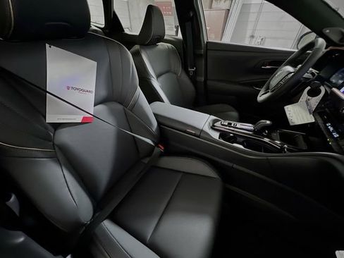 New 2025 Toyota Crown Signia image 28