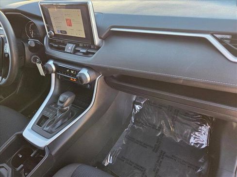 Used 2024 Toyota RAV4 LE image 20