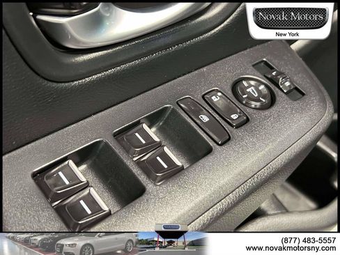 Used 2023 Honda Pilot EX-L image 19