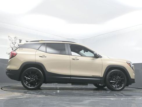Used 2023 GMC Terrain SLE w/ Driver Convenience Package image 53
