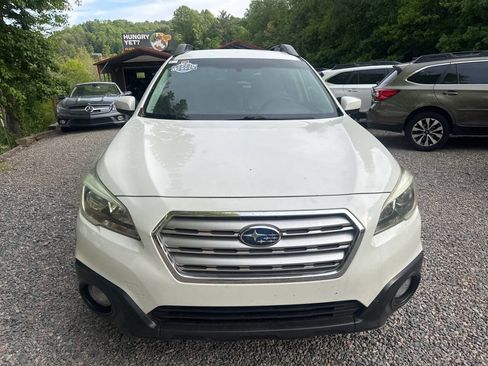 Used 2015 Subaru Outback 2.5i Premium AWD/4WD image 7
