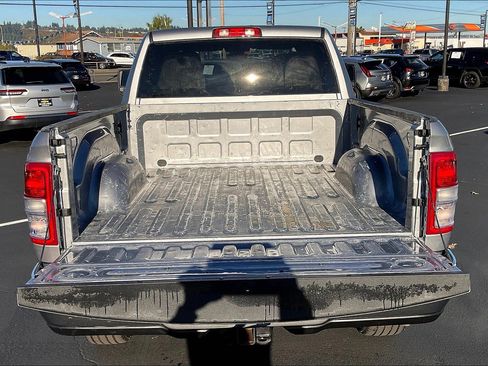 Used 2024 RAM 2500 Big Horn image 33
