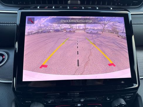 Certified 2025 Jeep Grand Cherokee Limited w/ Trailer Tow Package image 25