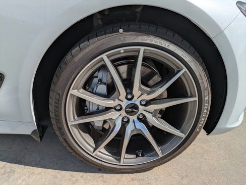 New 2026 Genesis G70 2.5T Prestige image 9