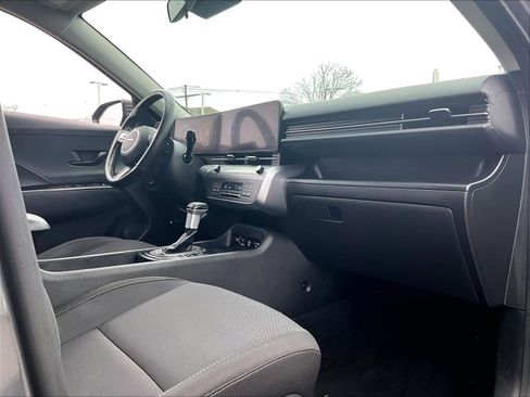 Used 2025 Hyundai Kona SEL image 14