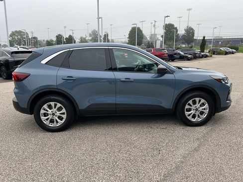 Used 2024 Ford Escape Active AWD/4WD image 8