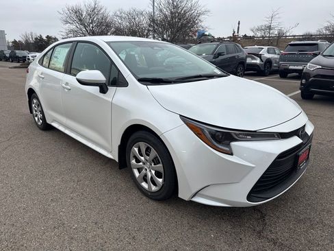 New 2026 Toyota Corolla LE image 9