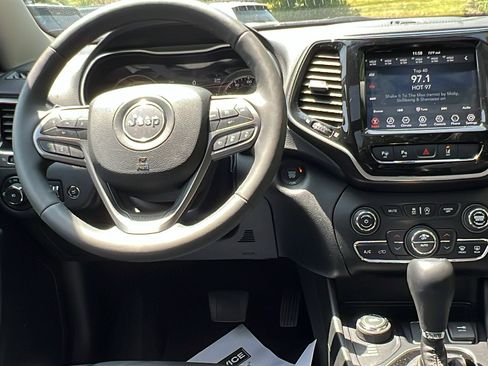 Certified 2021 Jeep Cherokee Limited image 23