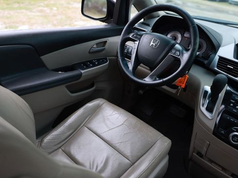 Used 2013 Honda Odyssey EX-L image 20