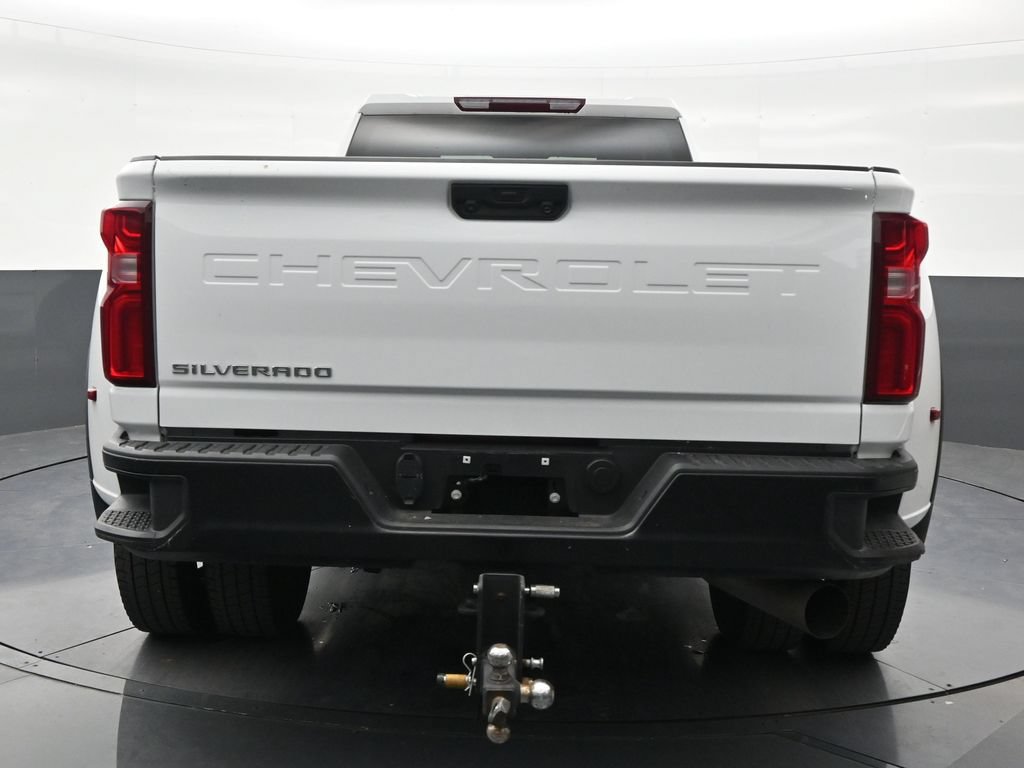 Used 2025 Chevrolet Silverado 3500 W/T AWD/4WD image 4