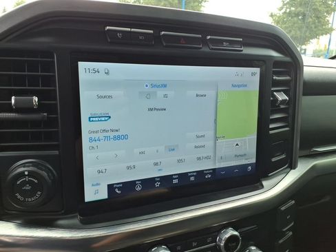 Used 2021 Ford F150 Lariat w/ Equipment Group 502A High AWD/4WD image 18