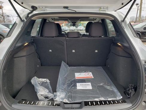 New 2026 Nissan Kicks SV w/ SV Premium Package image 5