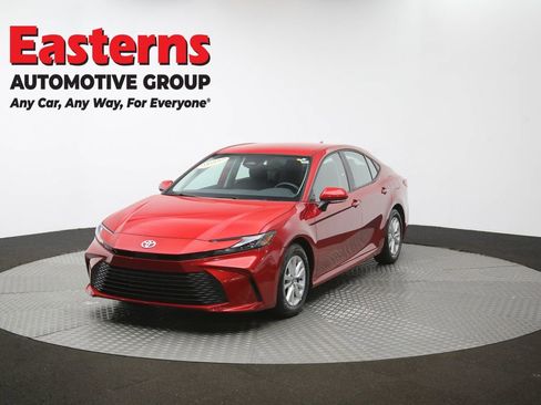 Used 2025 Toyota Camry LE FWD image 54