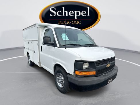 Used 2014 Chevrolet Express 3500 image 1