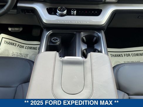 New 2025 Ford Expedition Max Active image 22