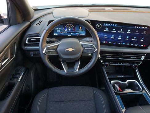 New 2026 Chevrolet Traverse LT FWD image 13