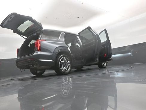 Used 2025 Hyundai Palisade SEL FWD image 56