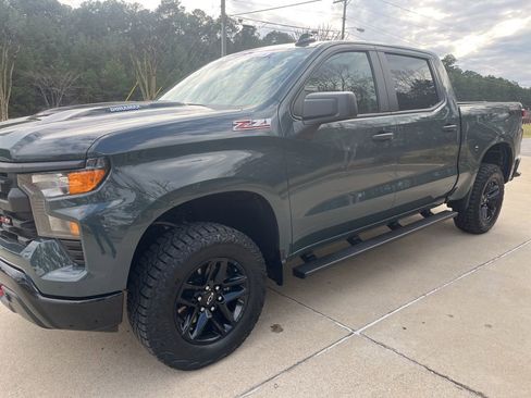 Used 2025 Chevrolet Silverado 1500 Custom Trail Boss image 9