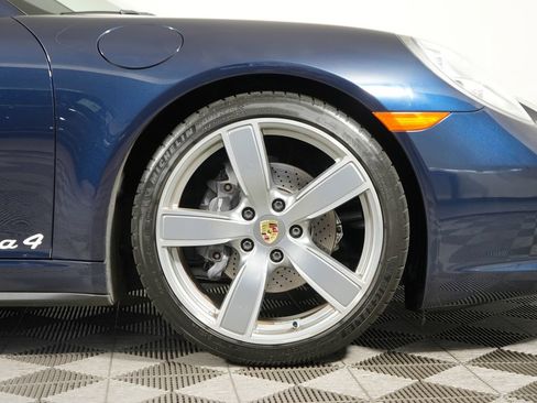 Certified 2017 Porsche 911 Targa 4 AWD/4WD image 25