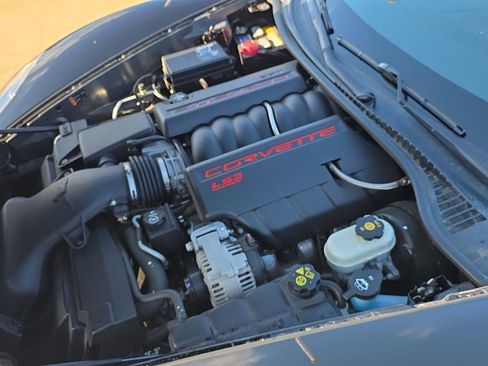 Used 2013 Chevrolet Corvette Coupe image 27