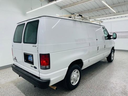 Used 2011 Ford E-150 and Econoline 150 RWD image 12