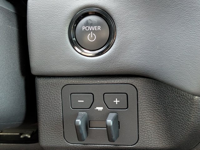 Used 2026 Toyota Tundra Platinum AWD/4WD image 34
