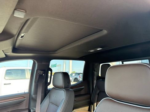 Used 2024 GMC Sierra 1500 Denali RWD image 21